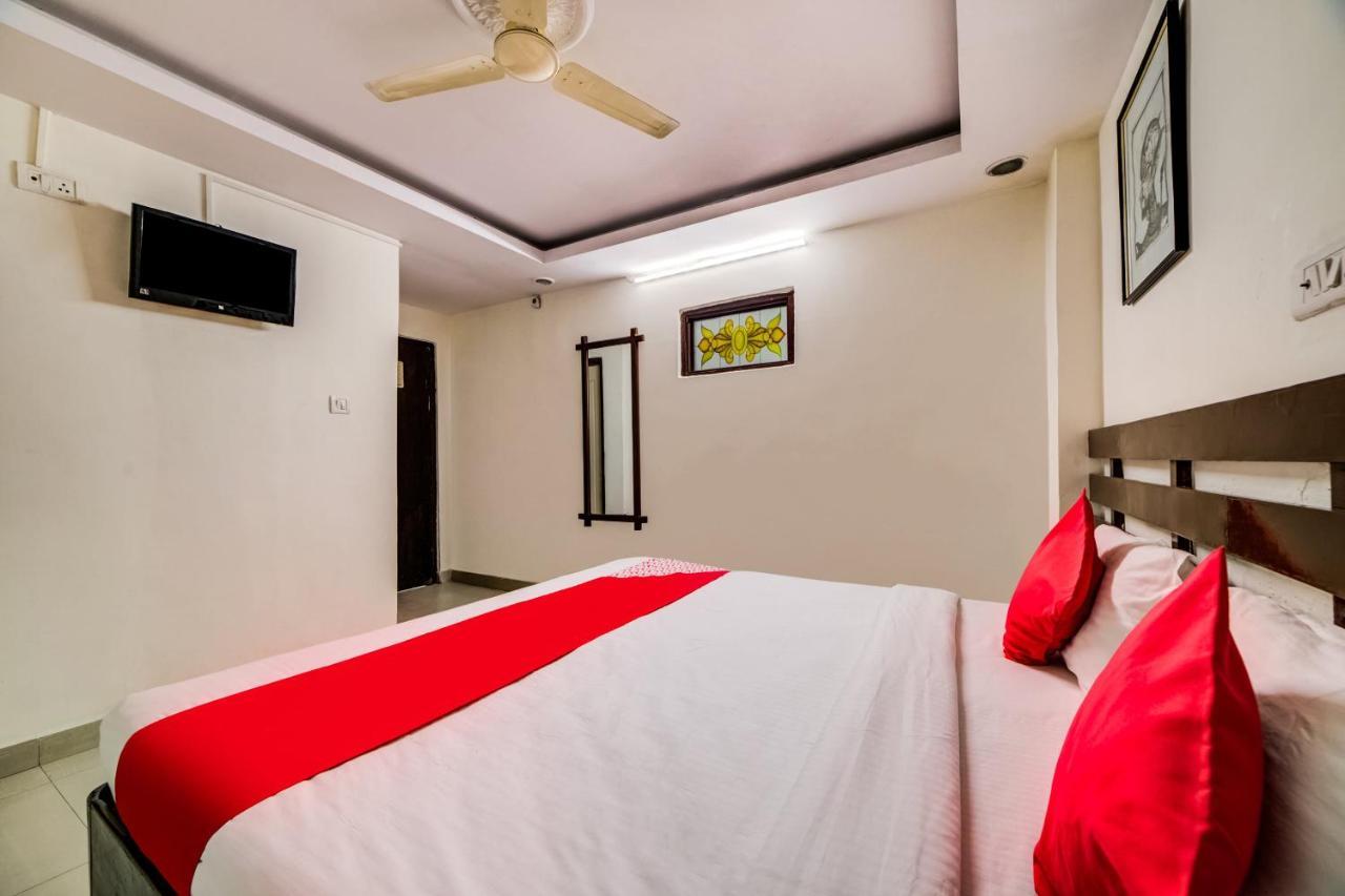 Oyo 33504 Hotel Ananda Inn Hyderabad Exteriör bild
